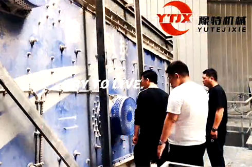 河南機(jī)制砂生產(chǎn)線總承包項(xiàng)目，立軸式制砂機(jī)、2061雙軸水平