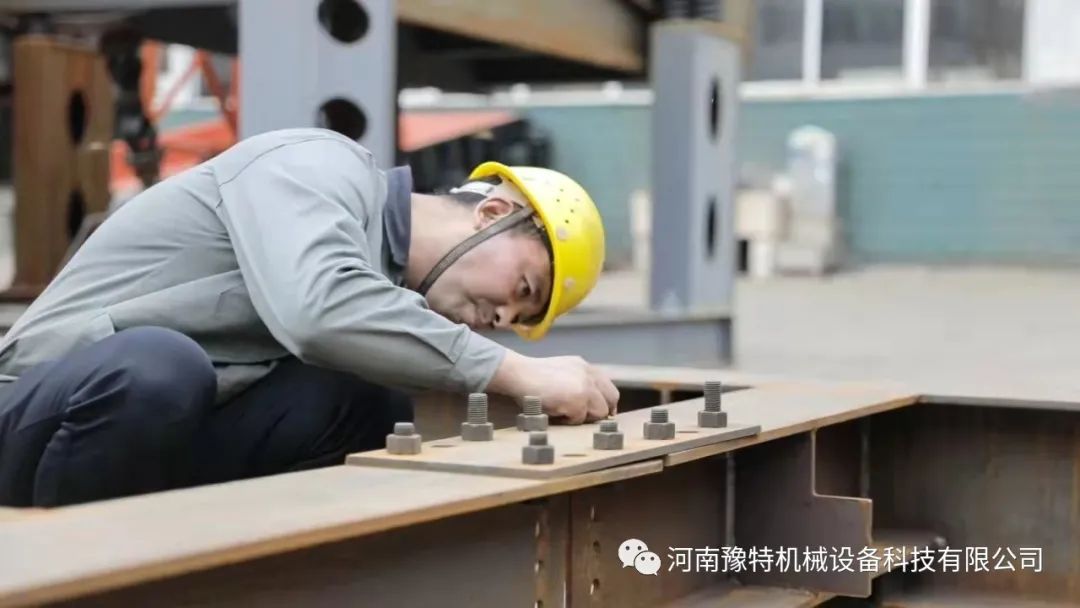 影響橢圓振動(dòng)篩處理能力的因素都有哪些？